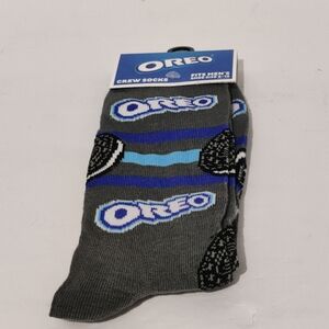 OREO Cookies 1 Pair Of Novelty Crew Socks Men's Shoe Size 6-12 NWT